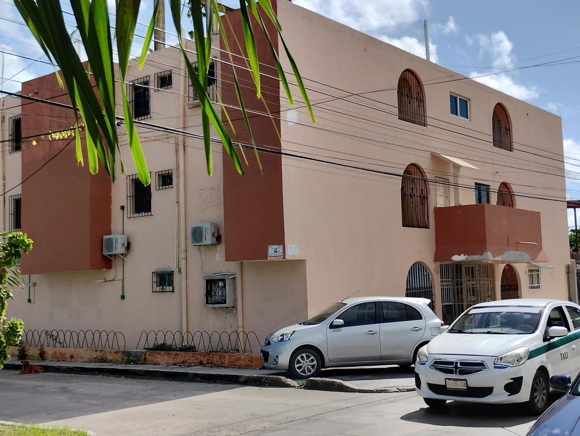 Casa De Huespedes Los Santos Cancun Exterior photo